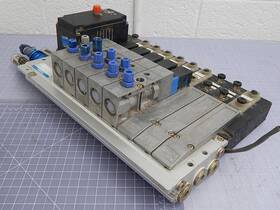 11fb-02-1 Festo 11fb-02-1/4-8-bu Solenoid Valve Manifold Assembly T100855