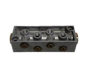Fr-8-1 Festo Fr-8-1/8 Distributor Block G3/8 Female Supply Port G1/8 Outputs