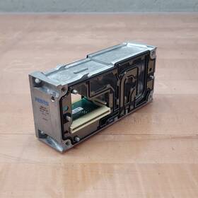 Vabv-s4-2hs-g18-2t2 Festo Manifold Sub-base - Used