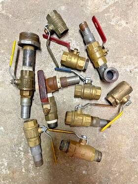 Of10 Fnw 781889244289 1 Inch Brass Ball Valve Used -lot
