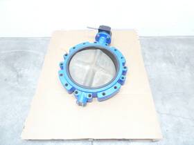 Fnw712eg Fnw Iron Lugged Butterfly Valve 18in 150