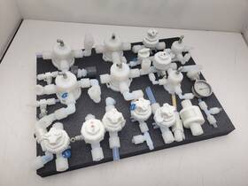 Upm3-f812 Furon 1104575 Lot Of 13x 3 Way Threaded Diaphragm Manual Or Pneumatic Valve