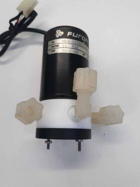 M03-122d2 Furon M03-122d2/123 3-way Solenoid Valve 24vdc 40psi