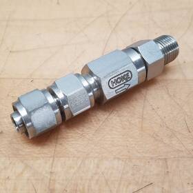 6133g6y Hoke Ball And Poppet Valve 6000 Psig 414 Bar - Used