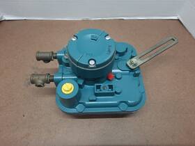 870020-012-11-14-01-00-00 Honeywell Electro-pneumatic Valve Positioner 4-20 Ma Class 1 Div - Untested