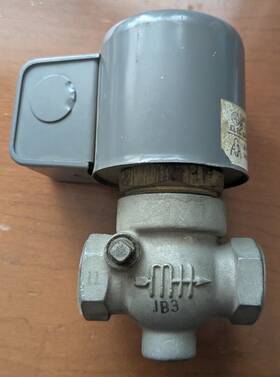 V4036a Honeywell 1019 1 Magnetic Gas Valve 1/2 Inch Size 120v 60cy Used