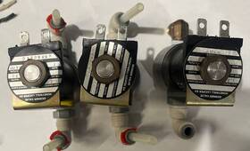 V5r60210 Honeywell 3 X Skinner Solenoid Valves