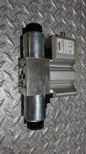 4483949 Hydac Hydraulic Valve