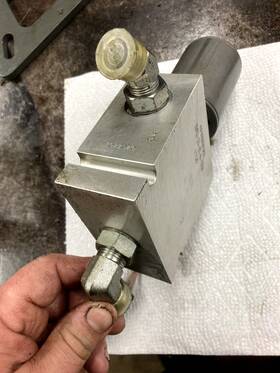 Sv12-33-8t-n-12ew Hydraforce Solenoid Valve 3-way Directional Control