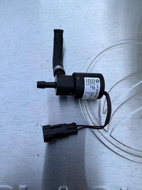 5009889-00 Imi Norgren Evenrude Fuel Vent Solenoid 5009936 Used Working Part