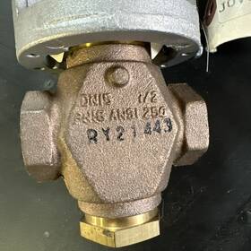 Vg7241ct Johnson Controls 7152g - 1/2 Inch Normally Open Two-way Water / Steam Valve