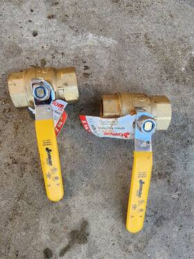 100-106 Jomar / 100106 1 1/4 Inch Ball Valves