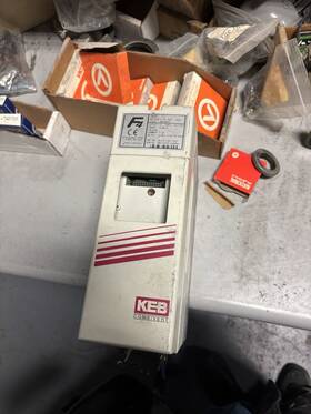 09.f4.c3d-1220 Keb Automation 09.f4.c3d-1220/1.4 Drive Used