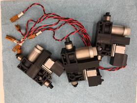 A010e1 Koganei Lot Of 3 Air Valve Solenoids On Nihon Pisco Vgh07 Blocks