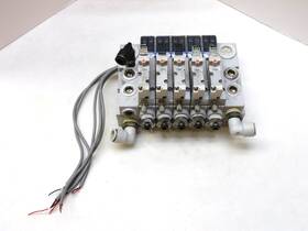 Ga110e1pslil7w Koganei Pbm5p-9w Solenoid Valve Bank Manifold Pb24c-38w Pb24c-40w