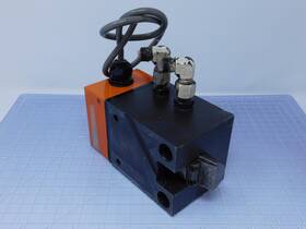 Gs0400-35c2r Kosmek Hydraulic Valve T139434