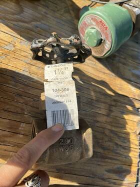 104-306 Legend Valve 1-1/4 Inch T-401 Gate