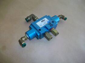 180304-812-0304 M A C Mac Pneumatic Valve Used