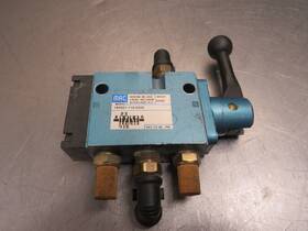 180001-112-0025 Mac Valve
