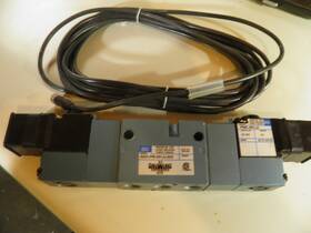 825c-pm-591jj-552 Mac Solenoid Valve Model With 2 Pme-51jj
