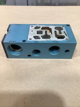 6500b-513-00-11 Mac Valves Used Solenoid Valve Manifold