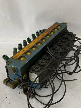 914a-pm-111ca Mac Valves 914a-pm-111ba Lot Of 9 Valve With Pme-111ba 110/120v Coil Block