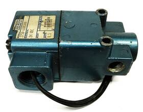 2758-610caaa Mac Valves Inc. Single Direct Solenoid Poppet Valve Used