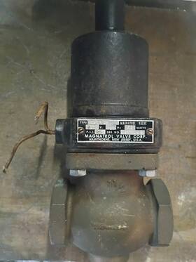 18n33-w Magnatrol 35sr16 Valve 240v. 60hz 45watts Used