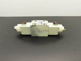 M-993-x Mannesmann Rexroth 499561/9 4wra 10 W40-12/24nz4/m-993-x Hydraulic Solenoid Valve 24vdc