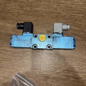 4wre6v08-12 Mannesmann Rexroth 4wre6v08-12/24z4/m Proportional Servo Valve
