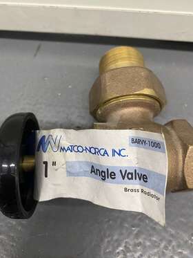 Matbarvy-1000 Matco-norca 1 Inch Angle Valve Brass Heavy Pattern Fip X Male Union Steam Radiator