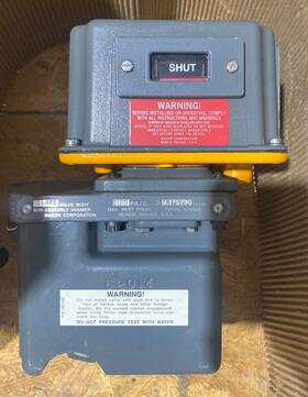 31972 Maxon Corp. Hydraulic Lock Valve With Coen Actuator