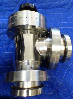 310037 Mdc Vacuum Products Av-250 Angle Valve 4.5 Inch Cf Rotatable Flanges Manual Operation