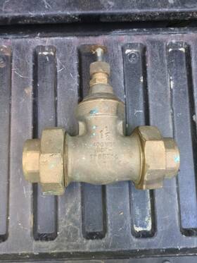 1385714 Milwaukee Valve Gate 1-1/2 Inch 803 7 400 Wog Read