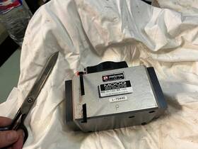 78-104c Moog Servo Valve Preowned Spare Or Rebuild