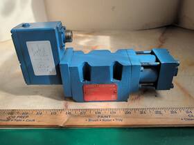R40ko2m0nsy2 Moog D634z510 Ddv Servo Valve Type