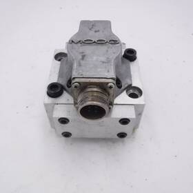 E760-945 Moog Genuine Hydraulic Servo Valve 3000 Psi