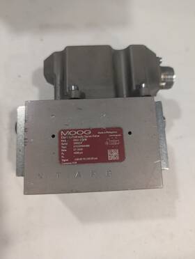 G631-3005b Moog Servo Valve Used Working Condition