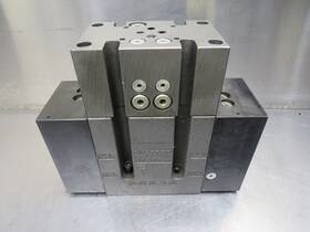 Hpn672731 Moog Qp10a/az7387/sbn Huskey Valve