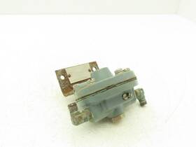 7135s6ak Moore Products 62v 1/4 Inch Pneumatic Constant Differential Relay