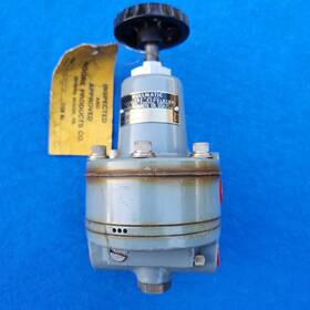 40h100 Moore Products Co. Nullmatic Pressure Regulator 1/4 Inch Npt - Used
