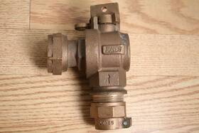 P24258721 Mueller 1 Inch Angle Meter Swivel Ball Valve With Lock Wing