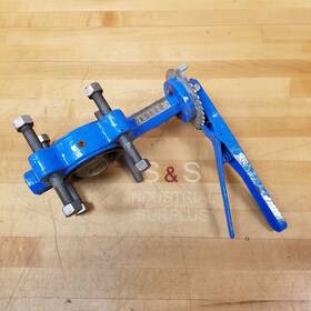 03.0-88inb6 Mueller Steam Specialty 3 Inch Lug Butterfly Valve - Used