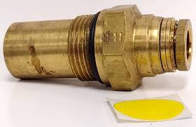 38258301c1 Navistar Ma22 Male X-3/8 Inch Brass Check Valve