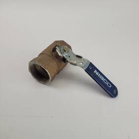 T-580-70-ll Nibco Ball Valve 2 Inch Threaded Bronze 150 Swp 600 Cwp - Used