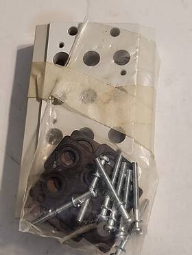 Am-514 Nitra Pneumatics Used Automation Direct Valve Manifold 5 Port - Warranty And Free Shipping