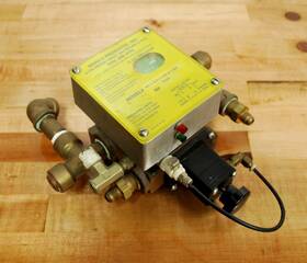 Wcv-i-4-b-1-e3a5-d-l-d Norco Wcv-i-4-b-1-e3a5-d-l-d/a Flow Control Valve/indicator - Used