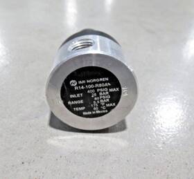 R14-100-r80a Norgren Pneumatic Regulator 1/8 Inch Ptf 400 Psig Great Condition
