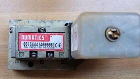 031sa4414000061 Numatics Solenoid Valve #031sa4414000061 Cond. Unknown Appears Unused