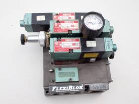 081sa Numatics Valves Large Manifold Flexiblok Used